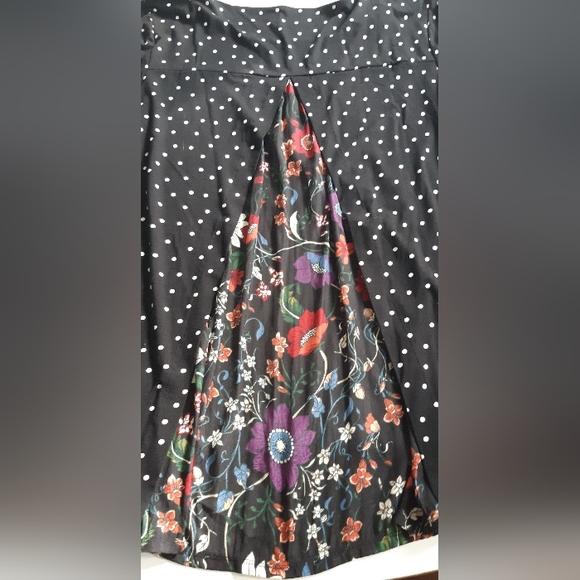 Chico's Women's Blouse (Chico's size 4) - Picture 6 of 9